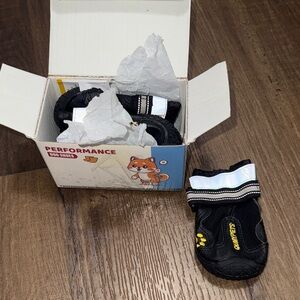 Brand new! Black Reflective Dog Snow Boots